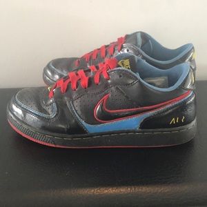 Nike shoes size 8
